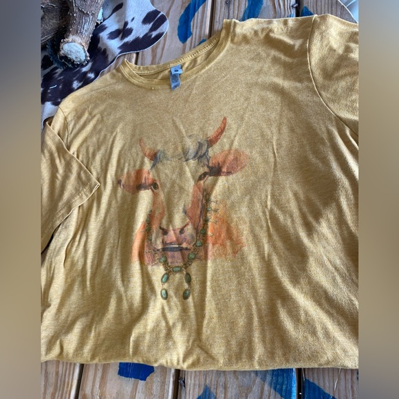 Squash Blossom Cow Western Graphic Tee - Picture 1 of 1